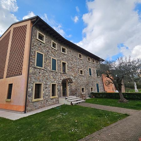 Corte La Guarnigione Valeggio sul Mincio Bagian luar foto