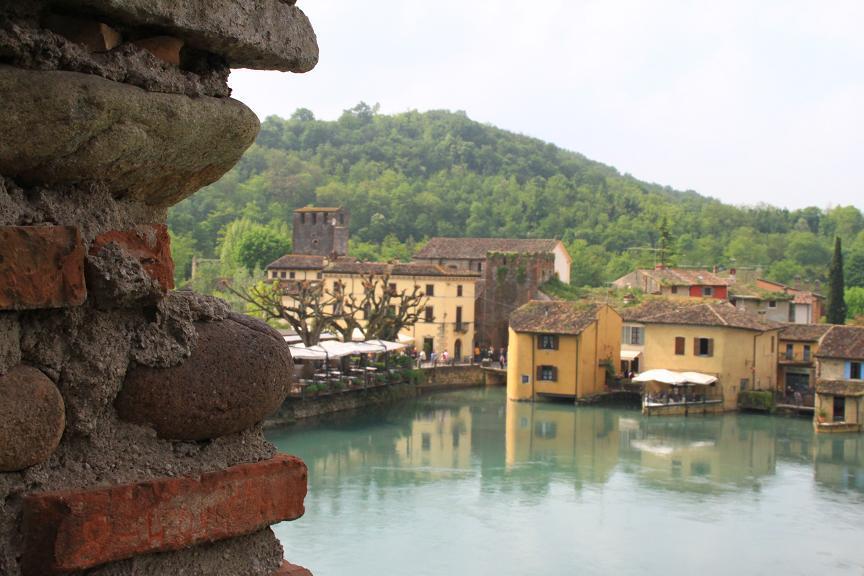 Corte La Guarnigione Valeggio sul Mincio Bagian luar foto